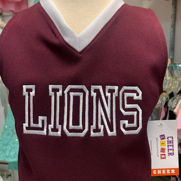 Girls Size 7 Burgundy Maroon & White Lions Logo Cheerleading Uniform Set NWT - Picture 2 of 3